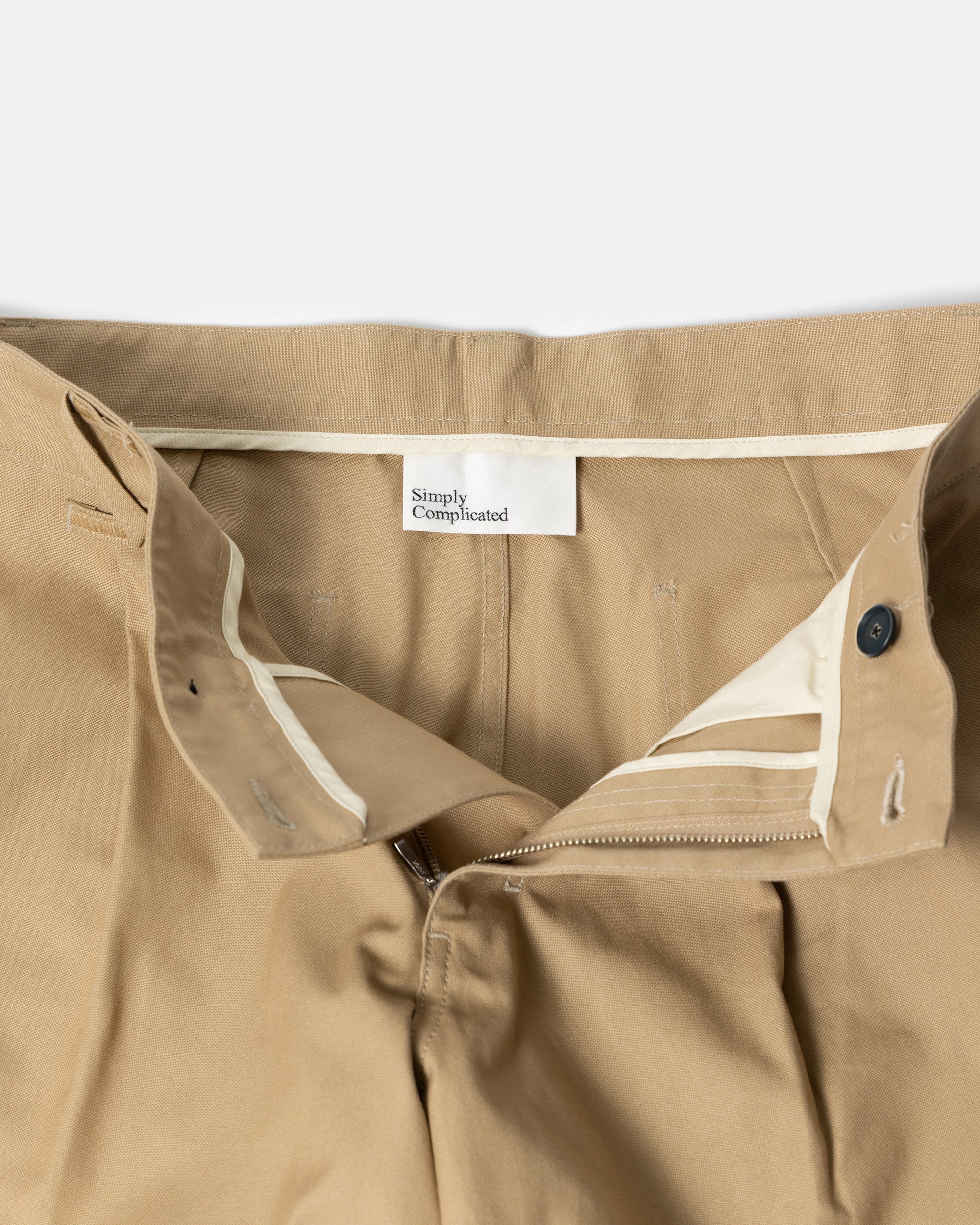 LOOSE FIT CHINO BEIGE