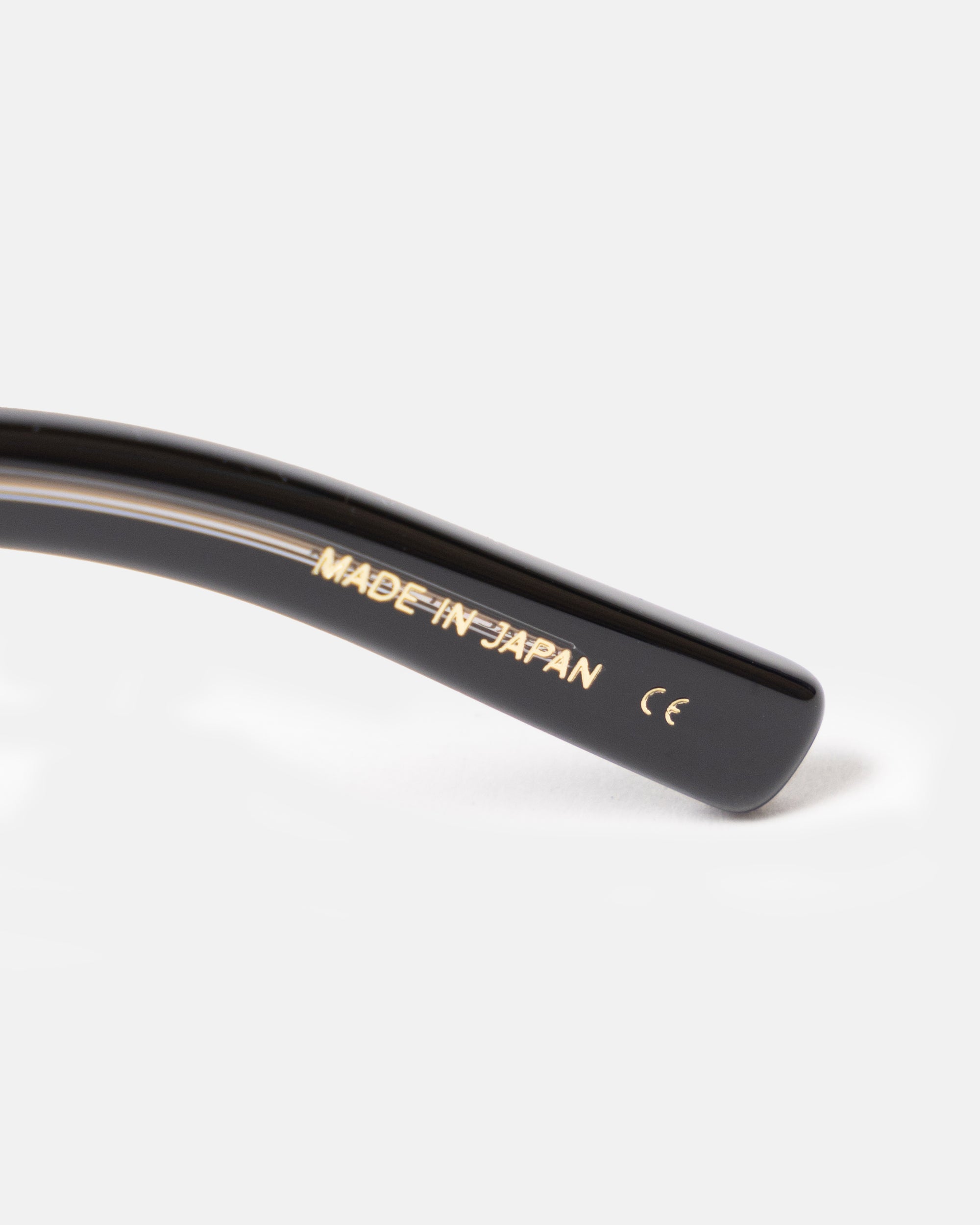 TV SHADES BLACK