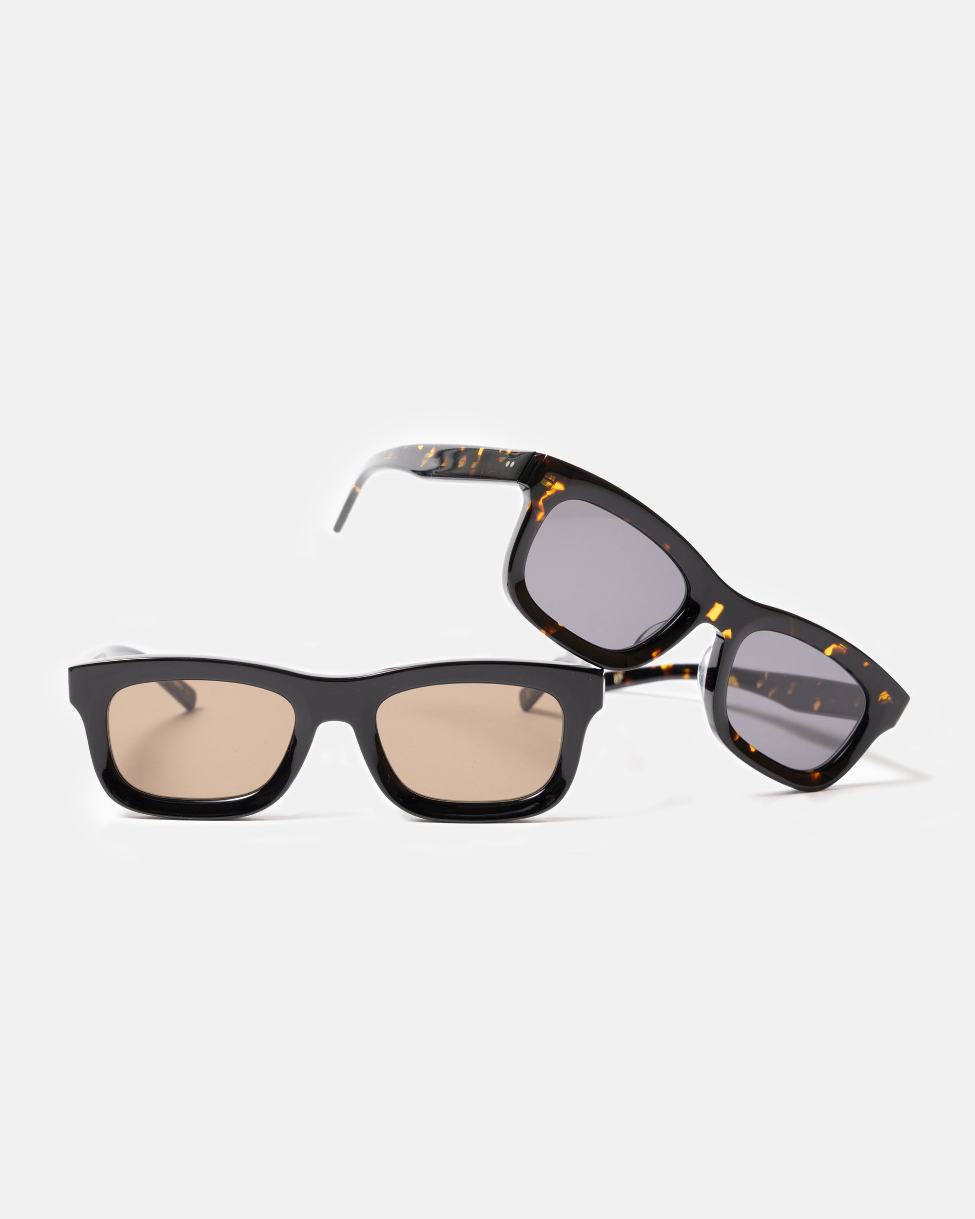 TV SHADES BLACK