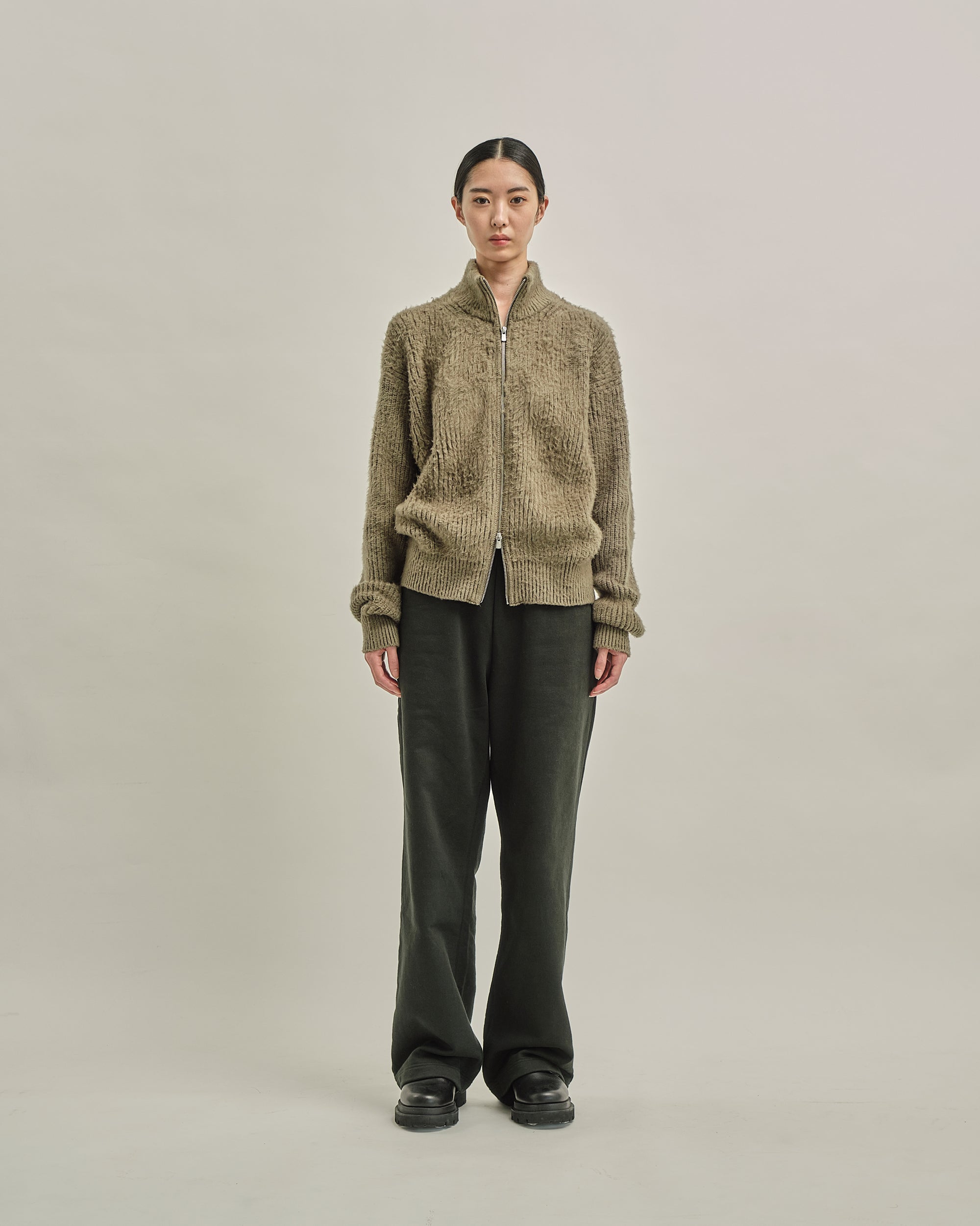BRUSHED COTTON DRIVERS KNIT SWEATER OLIVE