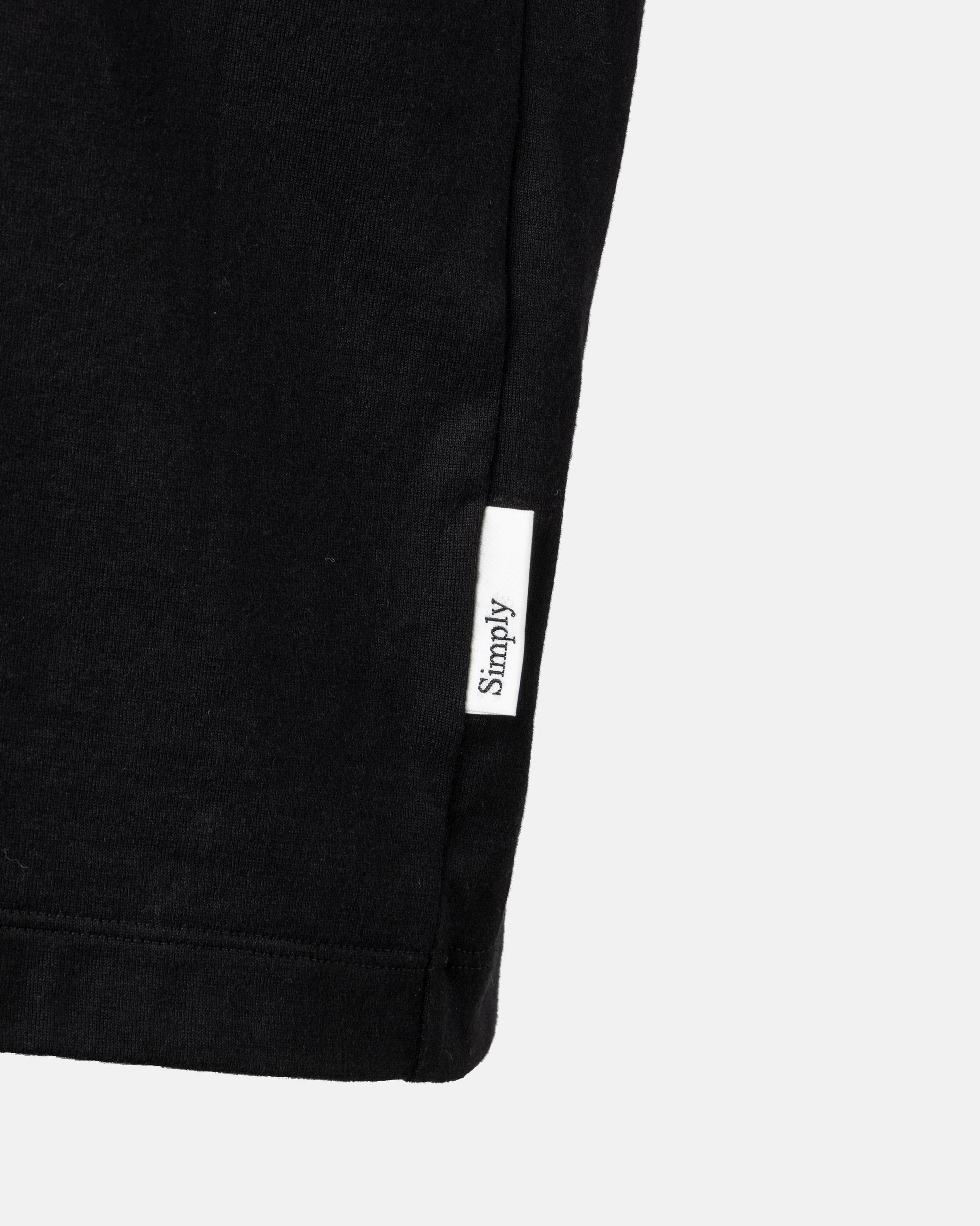 Complicated TEE BLACK