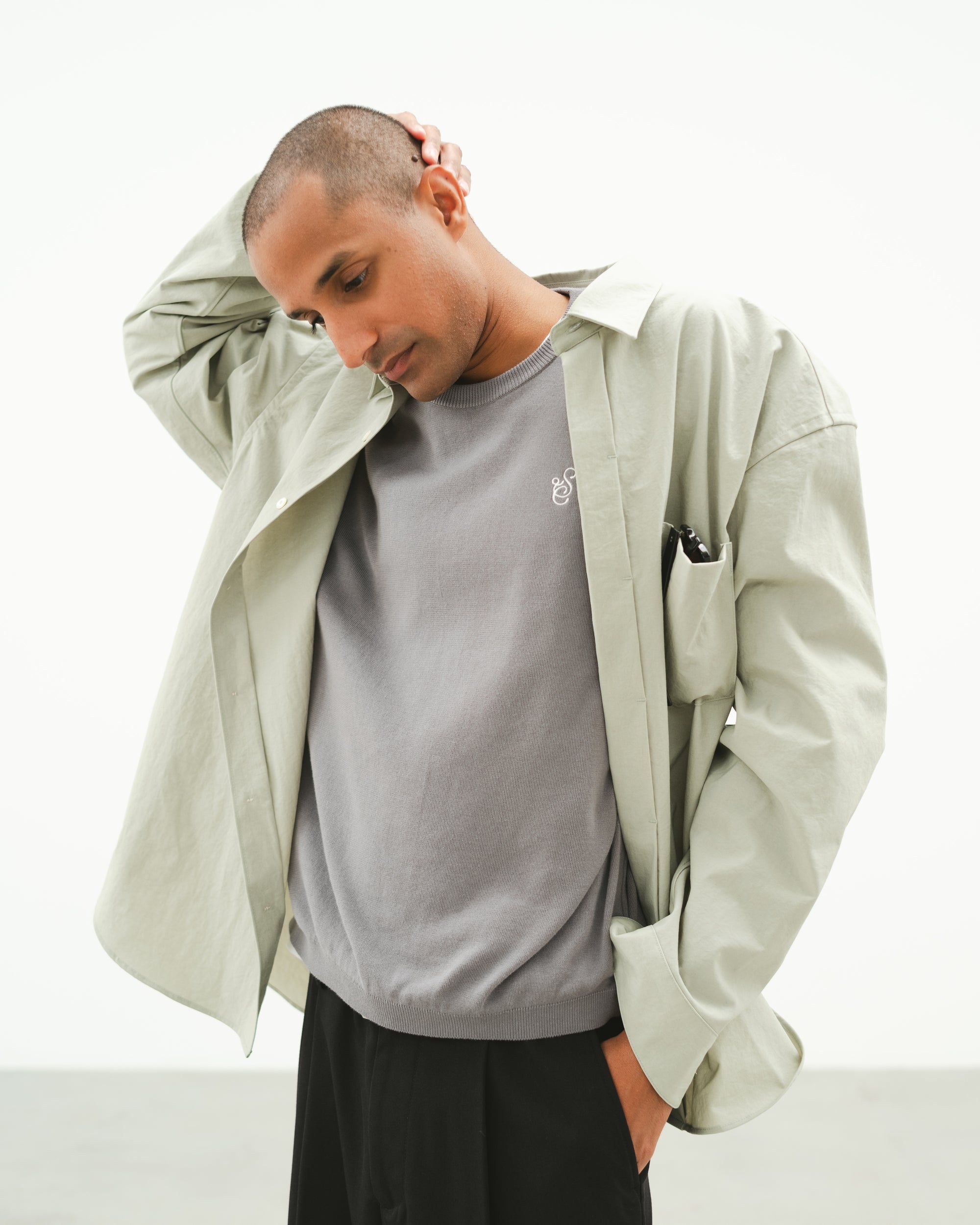 SCRIPT KNIT L/S TEE DARK GRAY