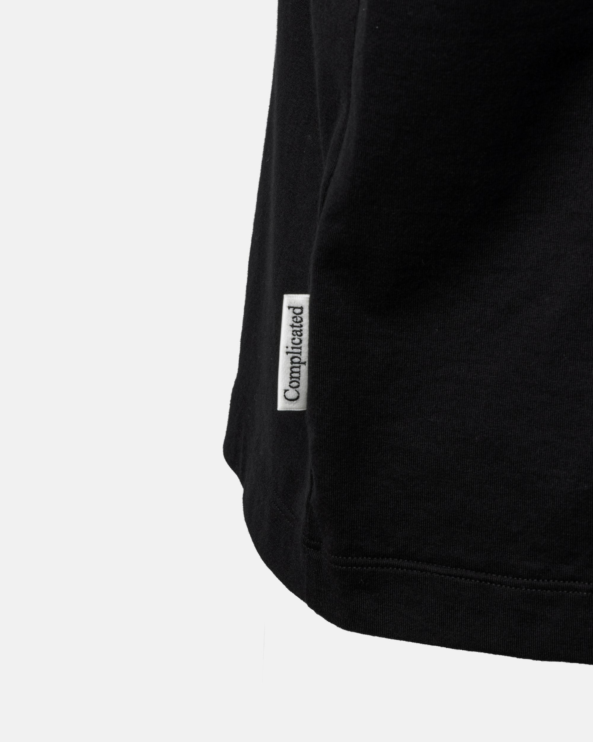 Complicated TEE BLACK