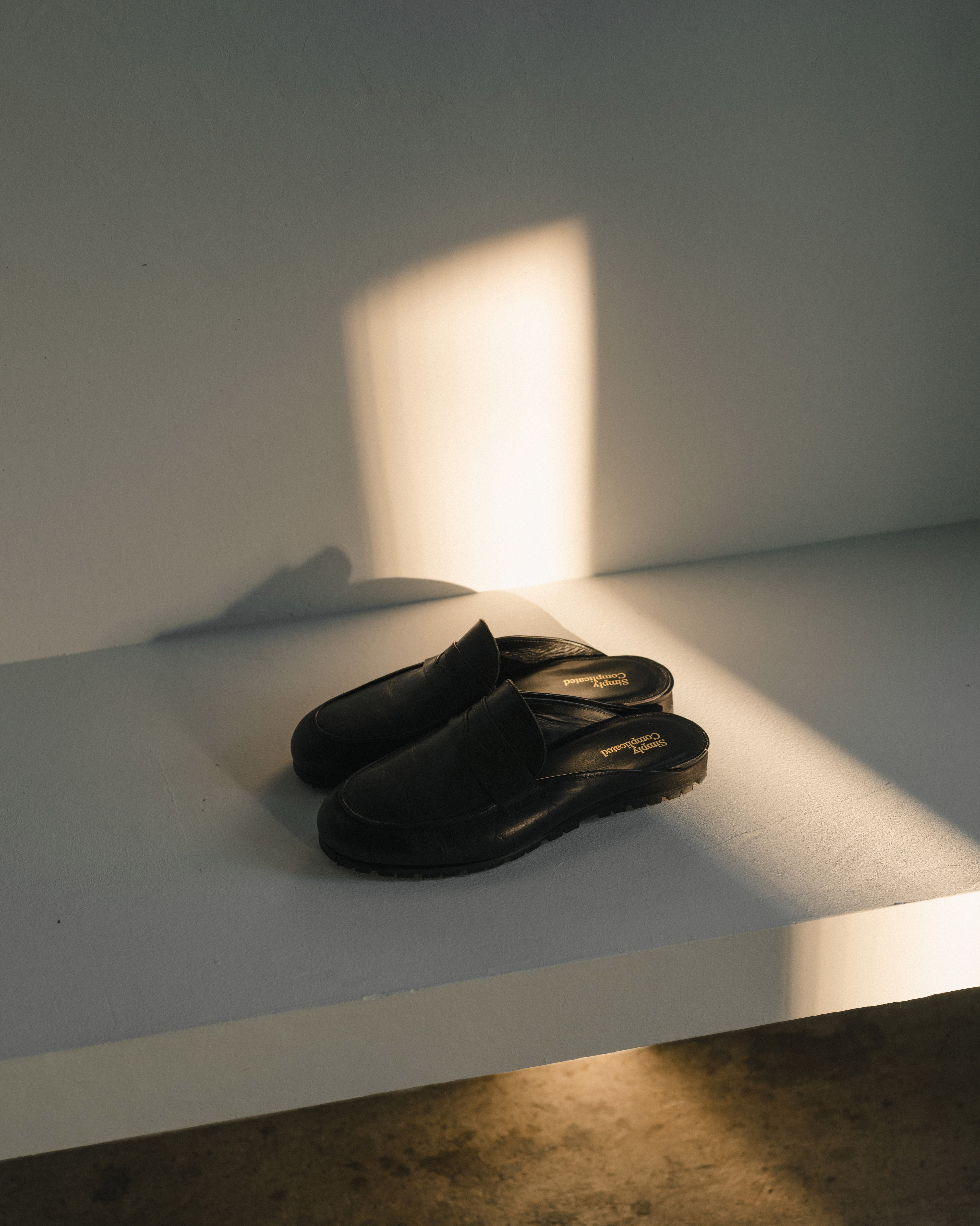 LOAFER MULE BLACK – SimplyComplicated